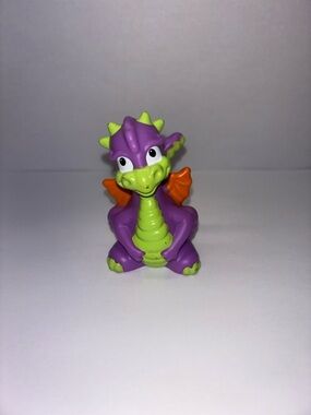 2009 Fisher Price Little People Dragon Li’l Kingdom Castle